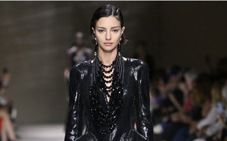 Lucy Markovic 27 Yaşında Hayatını Kaybetti: Moda Dünyası Yas Tutuyor