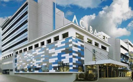 Adana’da Hatalı Kalça Ameliyatı Sonrası Bitmeyen Ağrı ve Yeni Ücret Talebi Tepki Çekti