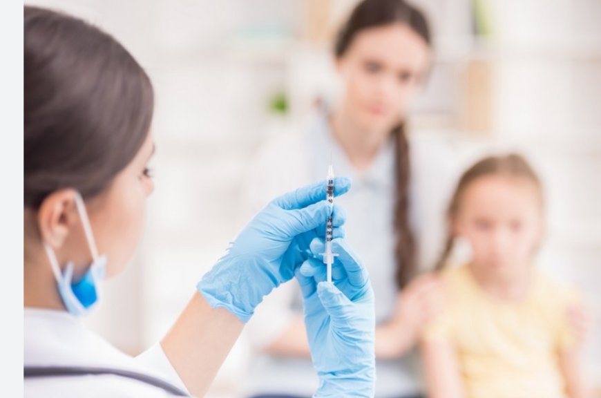 Ergenlik dönemi aşıları, sağlıklı bir erişkinliğin temel taşını oluşturur